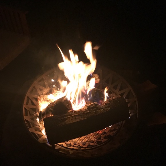 Meet your Posher, Abigail - Picture 1 of 1